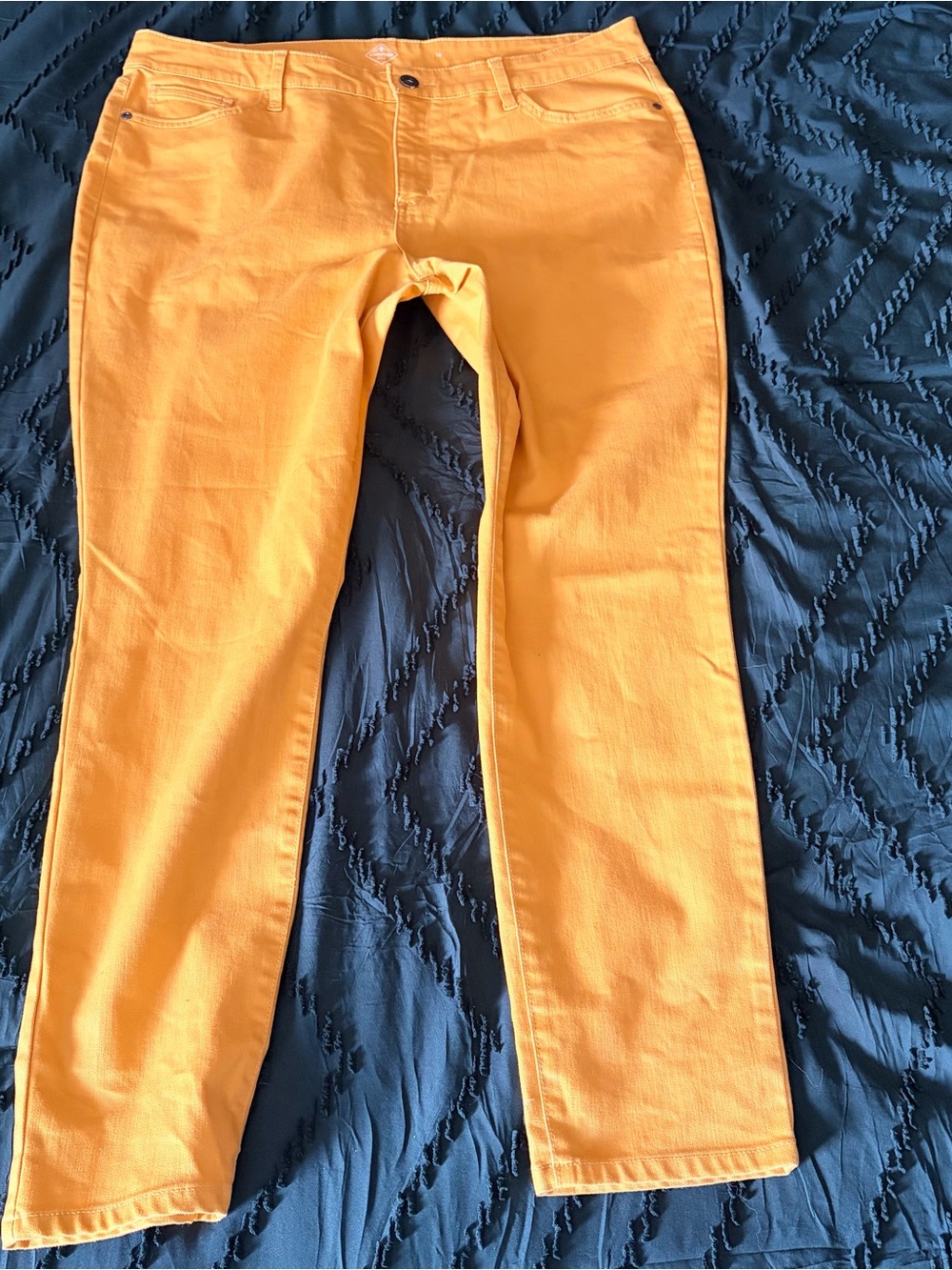 🍂 Women's Jeans in fall yellow. St John’s Bay. Size 18. Never worn.